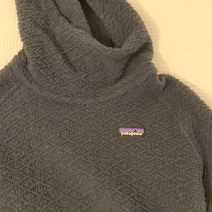 Patagonia Diamond Capra fleece Hoodie size L